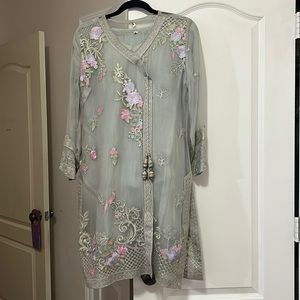 3 PIECE: KURTA, GARARAH, DUPATA